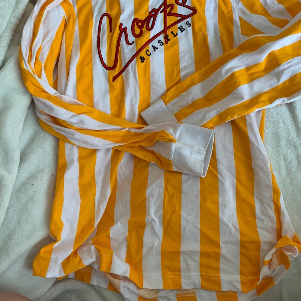 Brand new long shirt - Picture 2 of 2